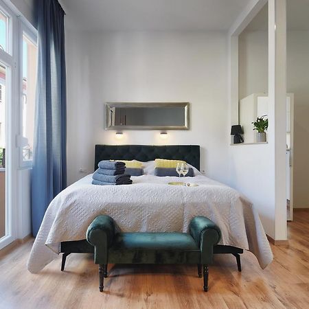 E&F Luxury Apartments Pula Exterior foto